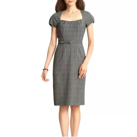 Banana Republic Dress Women Sz 10 Grey Wool Short Sleeves Belted Pockets Preppy - Picture 1 of 12